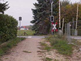 Bahnuebergang.jpg