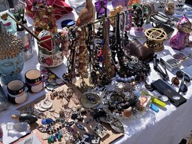 Pearls-Market.jpg